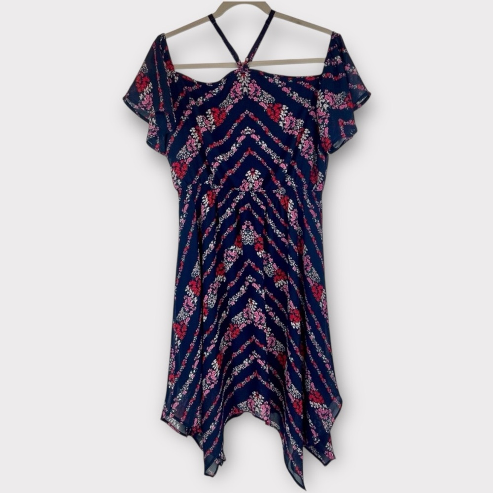 🌸 Maurices Navy Floral Handkerchief Hem Dress – Size Large